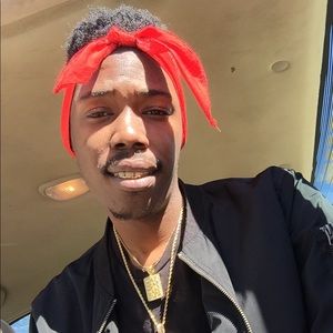 Meet your Posher, Desmond